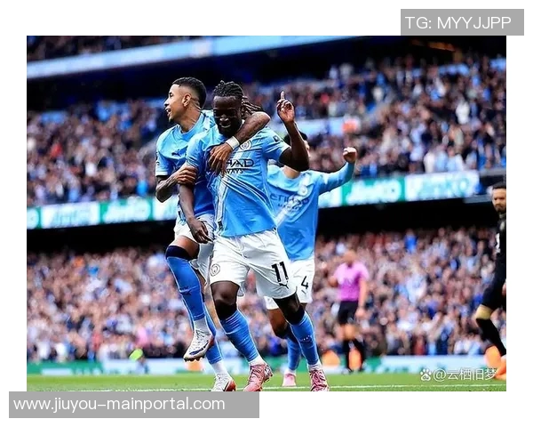 友谊赛曼城与巴萨战平乌龙球瞬间引发全场热议战术分析揭秘