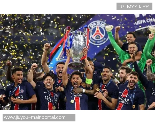 西甲激战巴黎圣日耳曼逆转热刺争议判罚引发全场沸腾