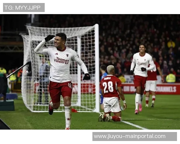 足总杯曼联大胜利物浦五球逆转引发争议判罚全场沸腾