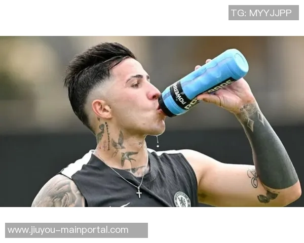 本菲卡狂胜切尔西4-0国王杯赛场精彩瞬间全解析