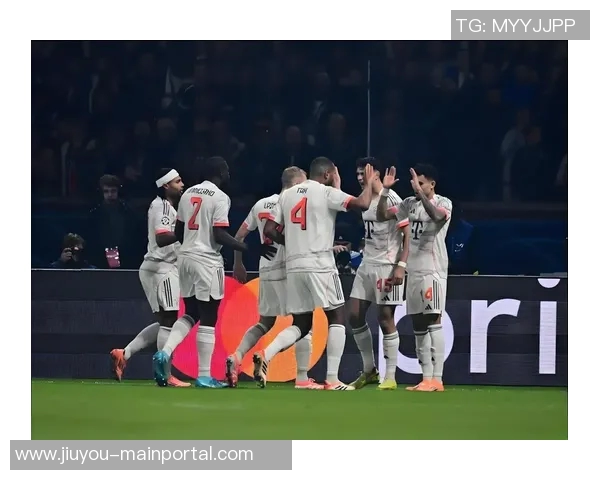 欧冠激战阿森纳与曼联握手言和乌龙球瞬间成比赛焦点引发热议